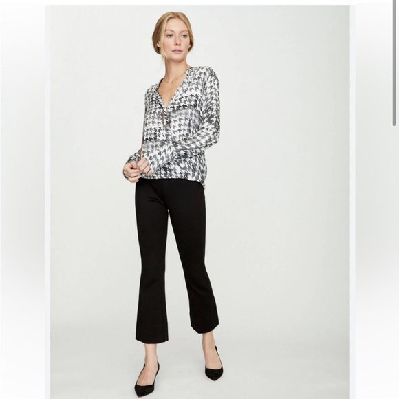 BROCHU WALKER - Mayes Wrap Top Houndstooth - Picture 2 of 9